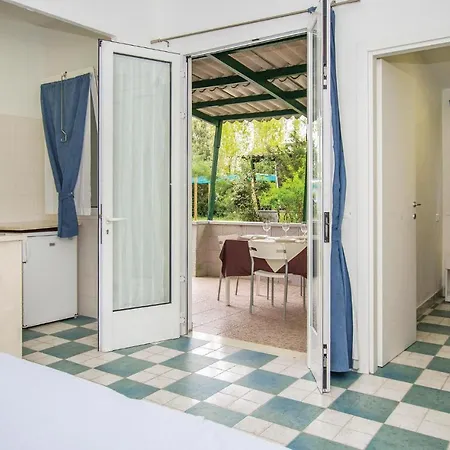 Apartment B4k